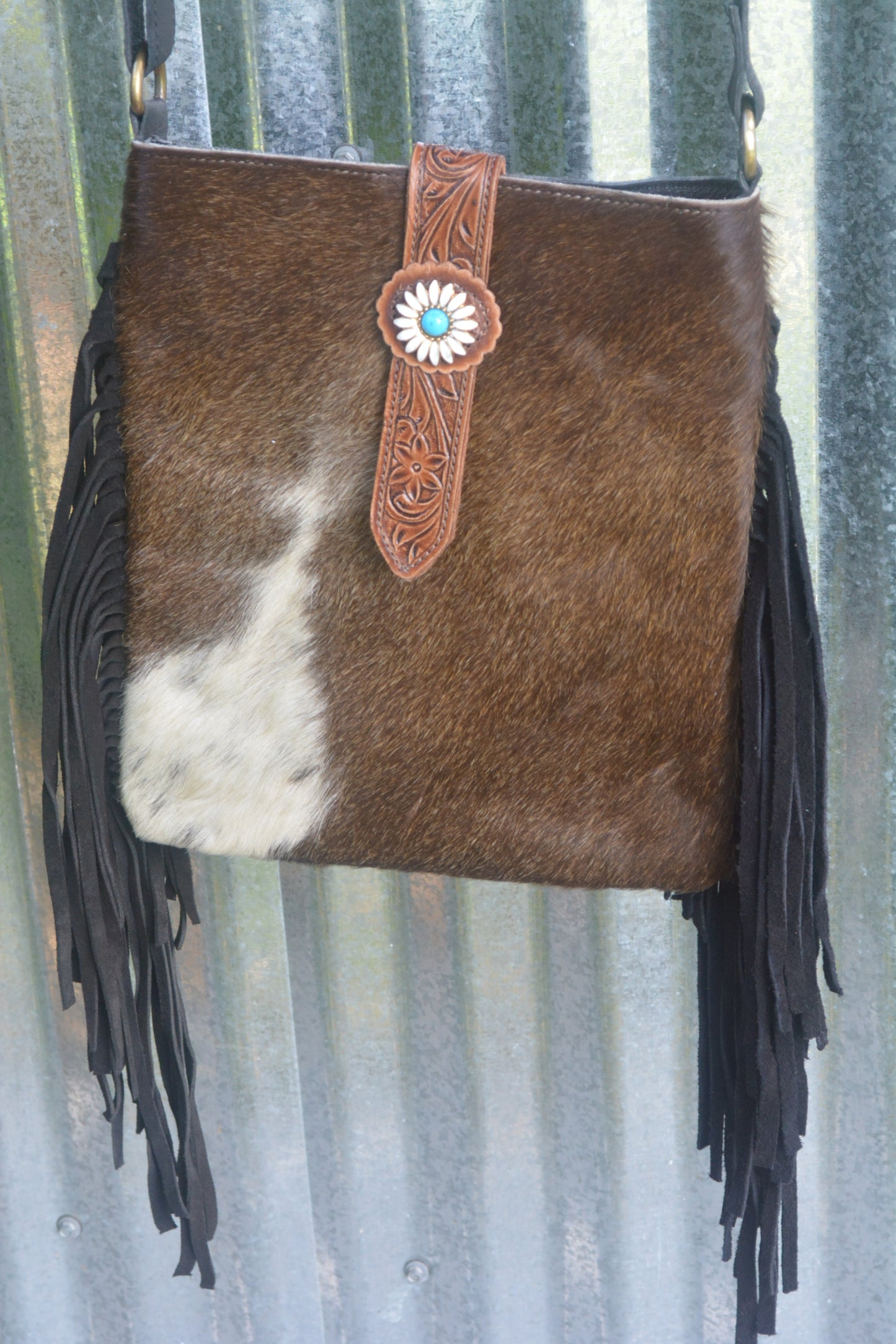 Daisy accent cowhide bag